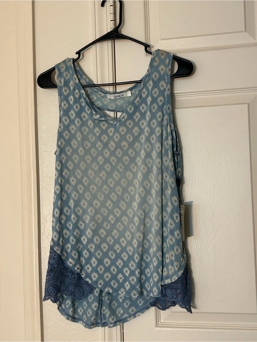 Love 8 Blue Boutique Sleeveless Top with Lace Trim